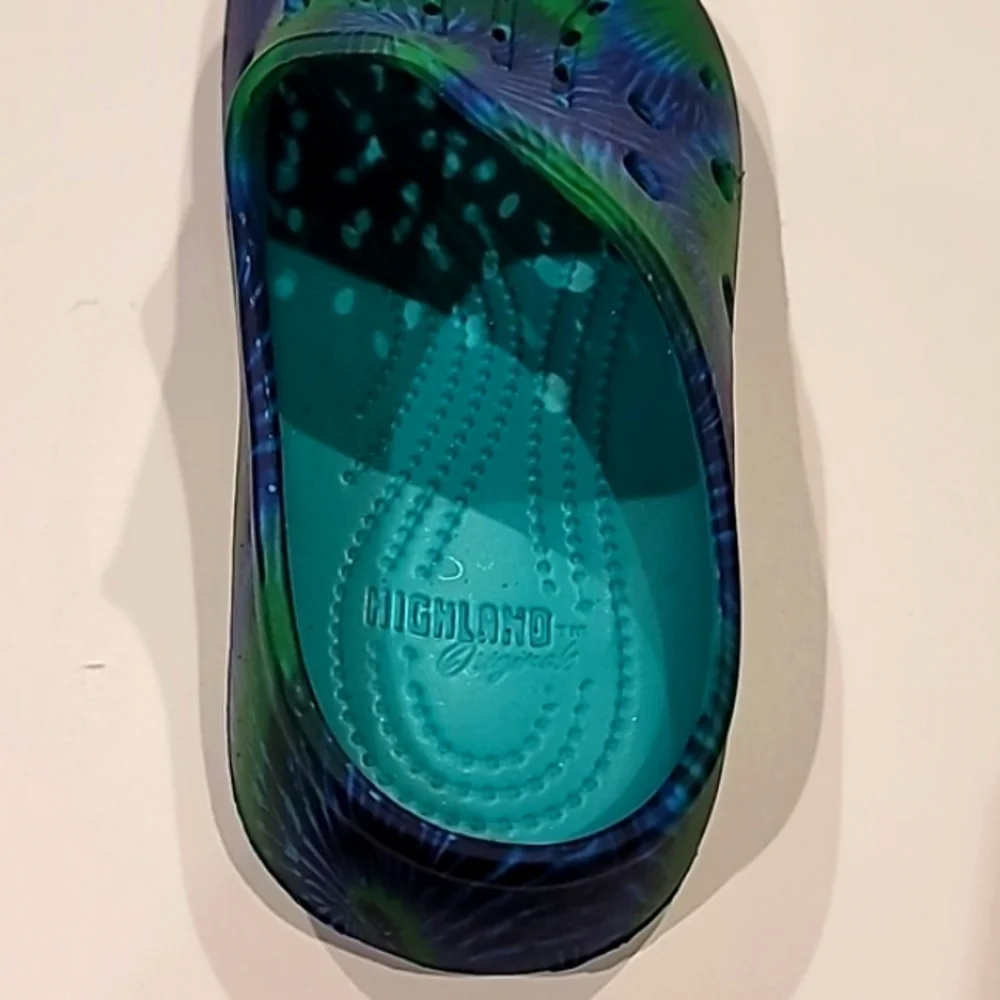 Highland Original Young Boy Tie Dye Rubber Clogs Green Blue 11 - Picture 5 of 7